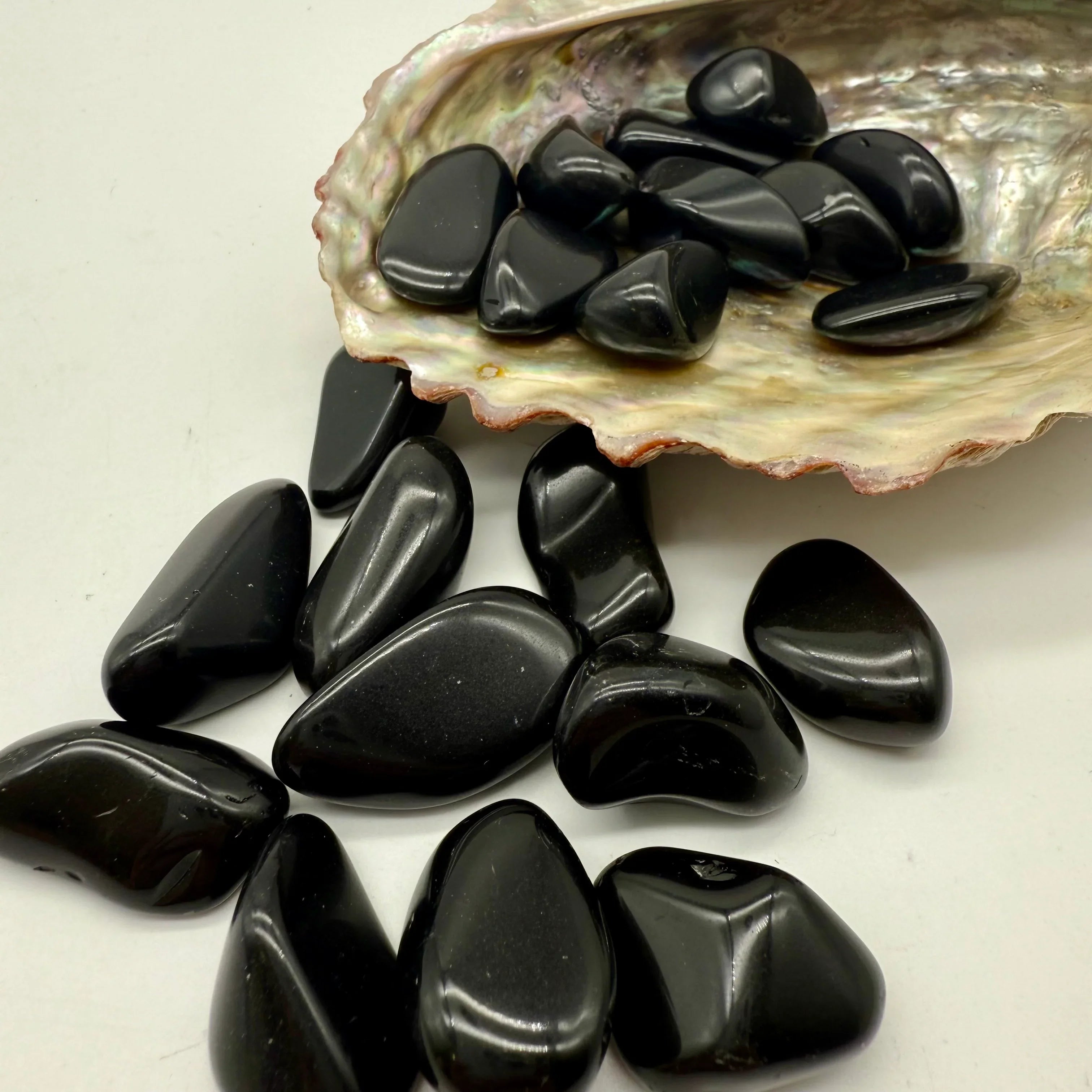 5 Unexpected Things That Will Happen When You Start Wearing Obsidian
