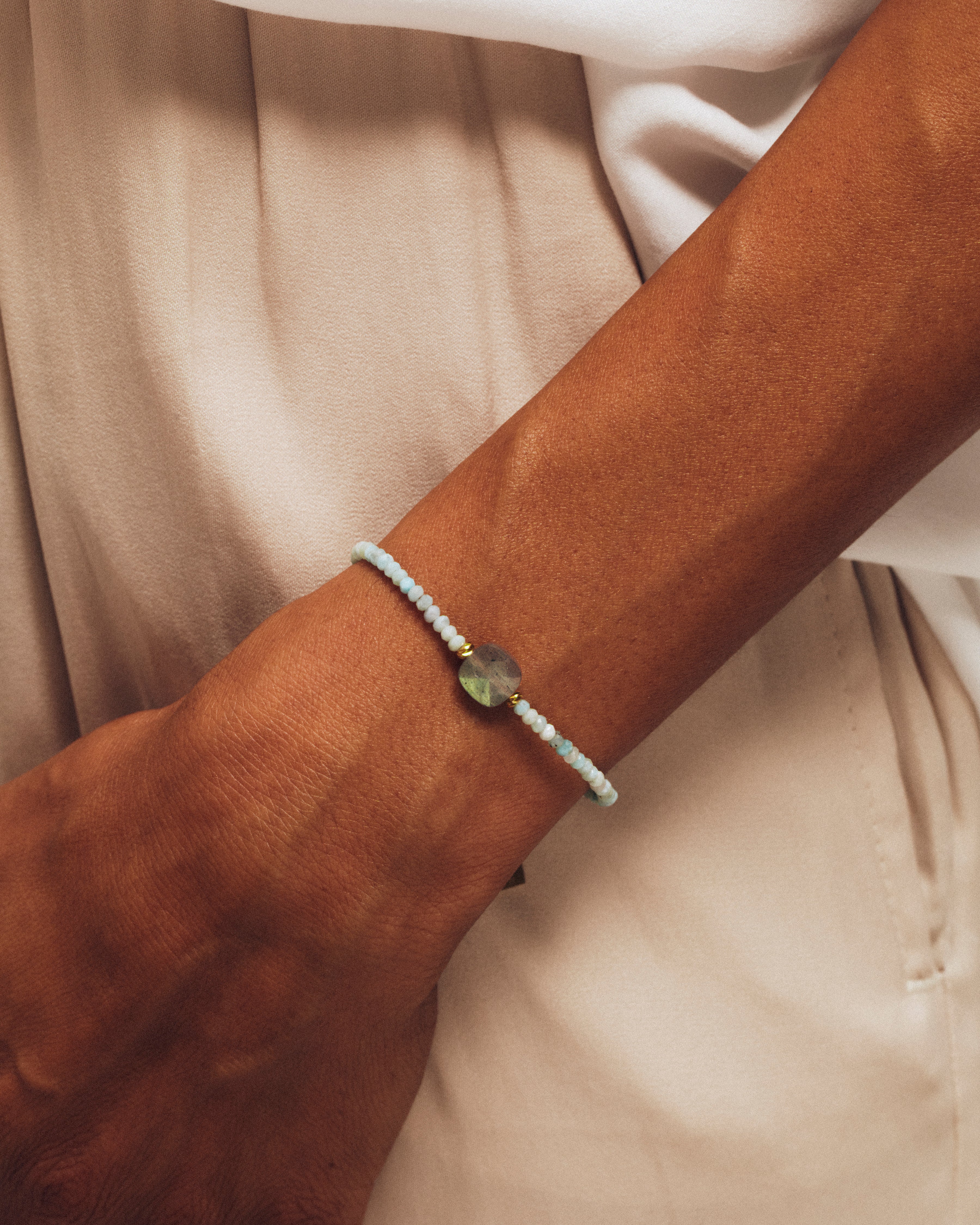 5 Unexpected Things That Will Happen When You Start Wearing Labradorite
