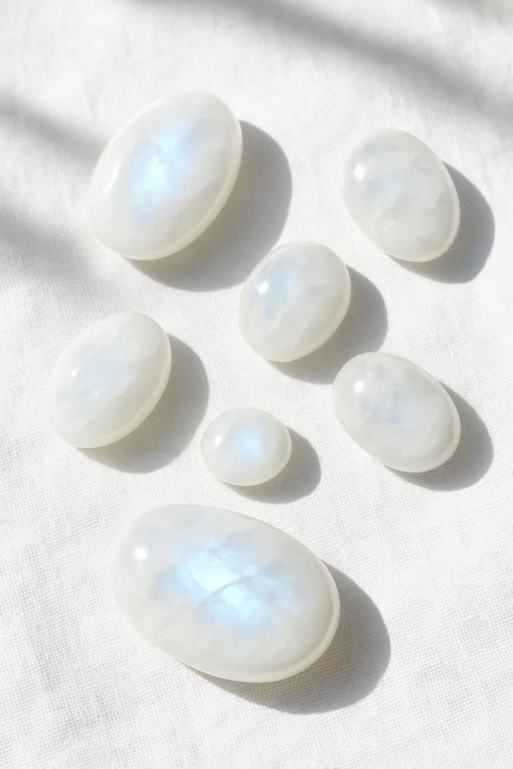 Moonstone stone pierre de lune