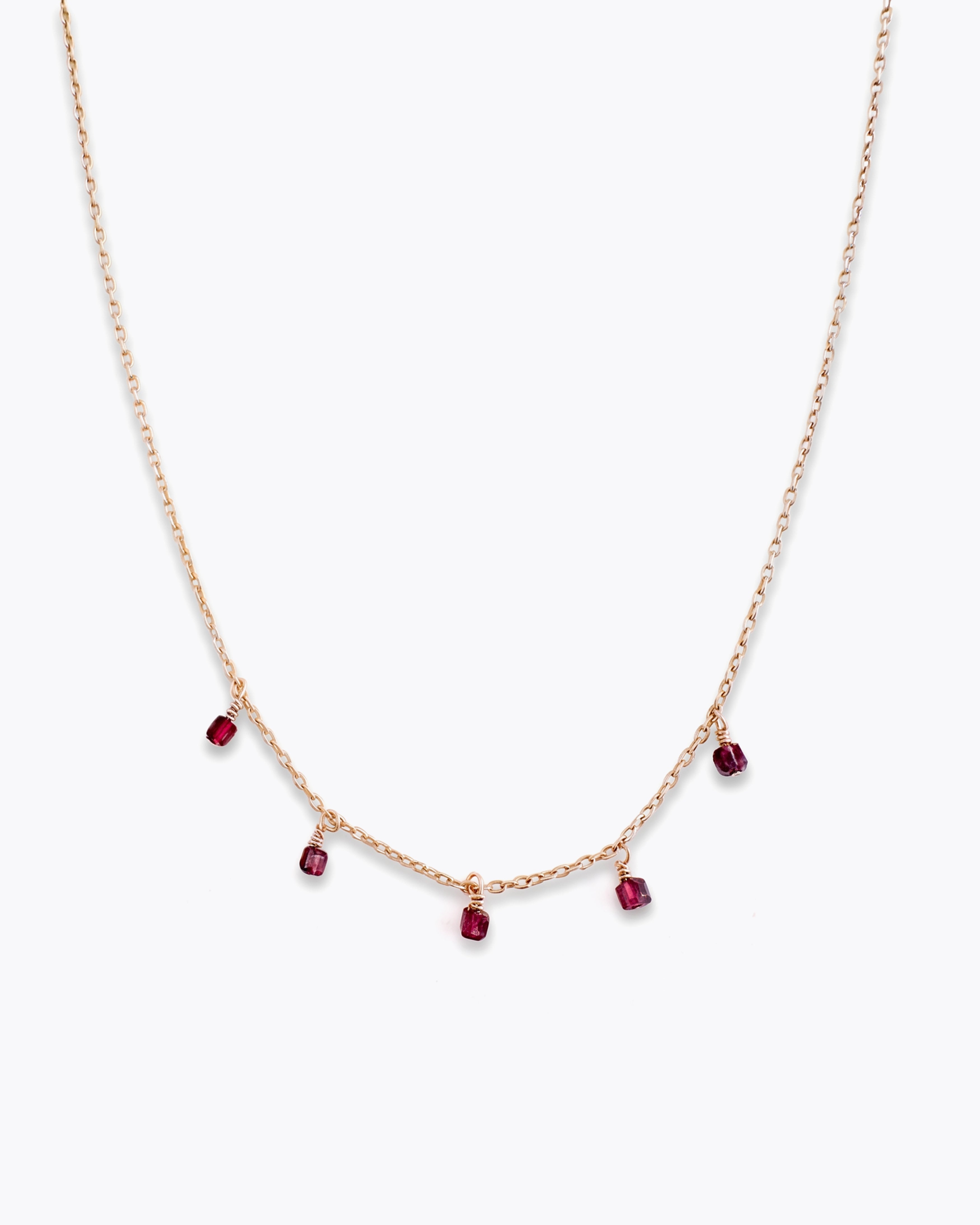 ZARIA Collar Granate